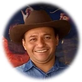 Carlos Garces cantante de música llanera.