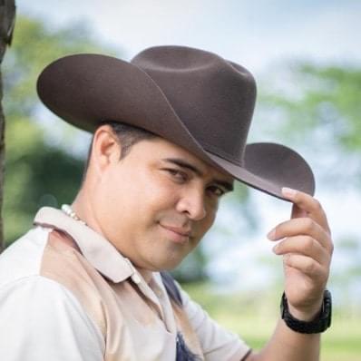 Daniel Romero cantante de musica llanera