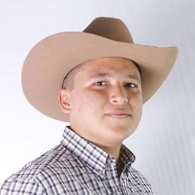 Jose Daniel Olivero cantante de musica llanera