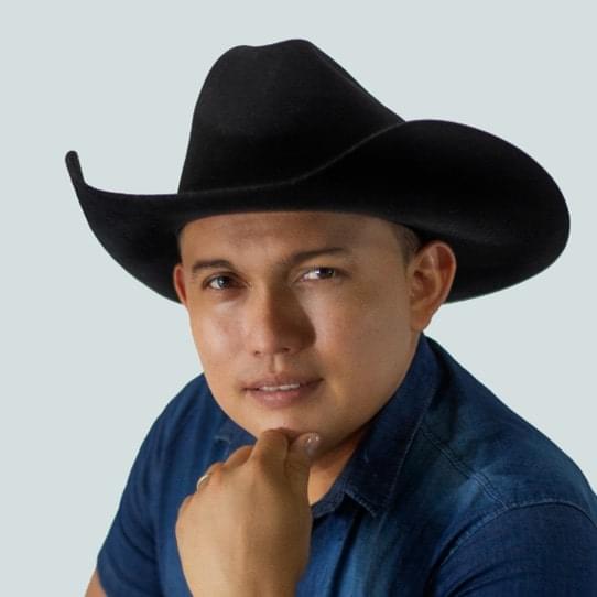 Fredy Landines cantante de musica llanera