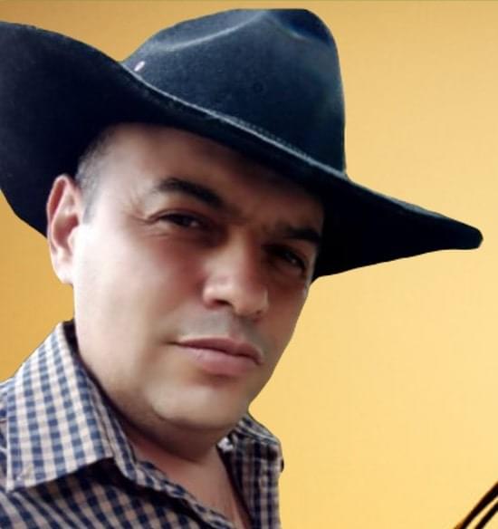 Claudio Fernandez cantante de musica llanera