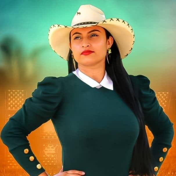 LISSETH LOPEZ cantante de música llanera