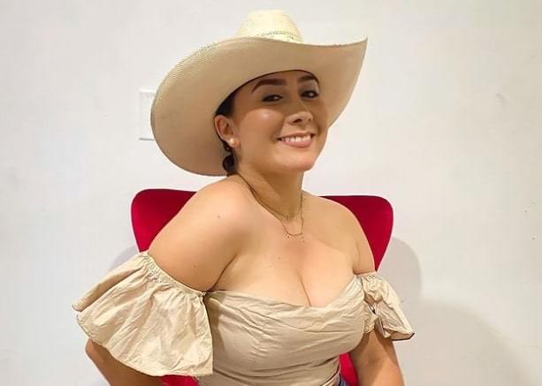 Lucero Zapata cantante de musica llanera