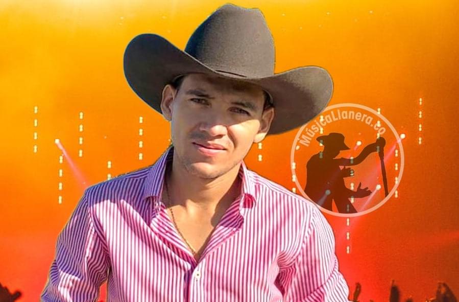 Cesar Orellana cantante de musica llanera