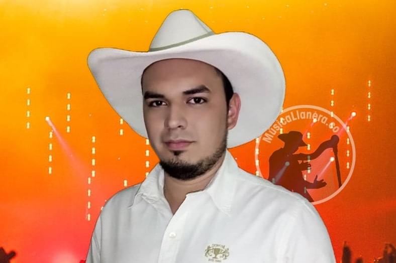 Carlos Delgado cantante de música llanera.